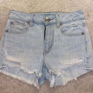 American Eagle Super Stretch X Light Wash Distressed Denim Shorts Size 0